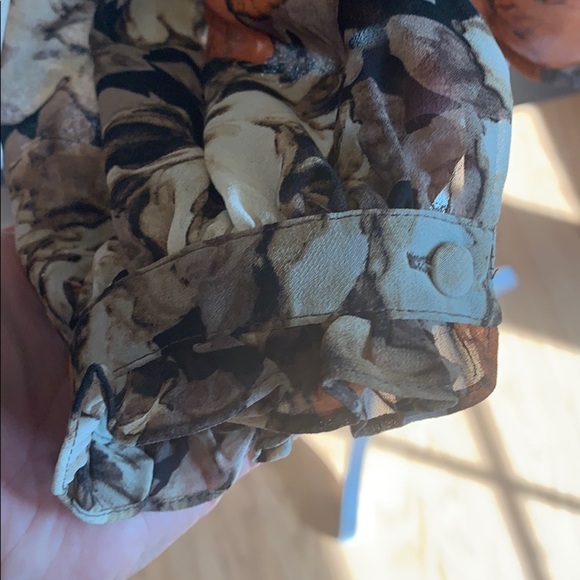 BELLATRIX•BLOUSE - Picture 7 of 10